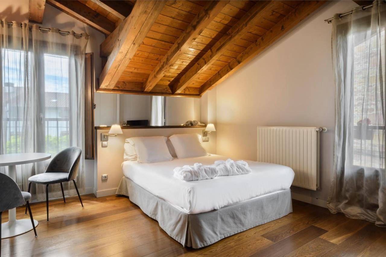 Hotel Rural Iribarnia Lantz Bagian luar foto