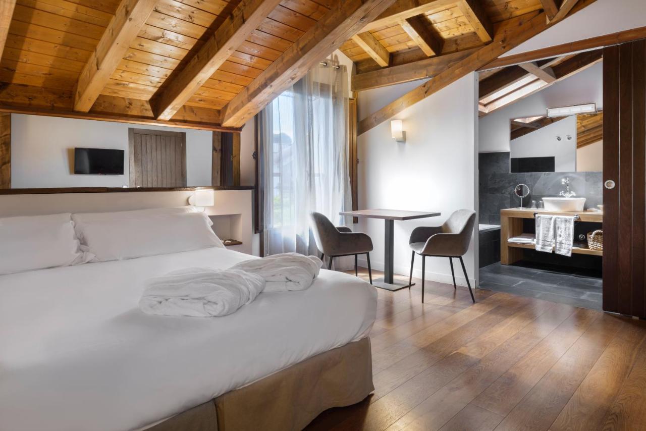 Hotel Rural Iribarnia Lantz Bagian luar foto