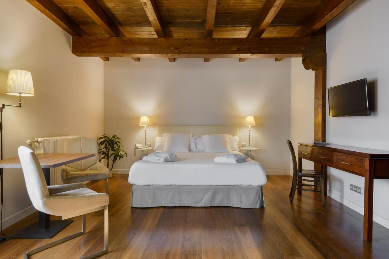 Hotel Rural Iribarnia Lantz Bagian luar foto